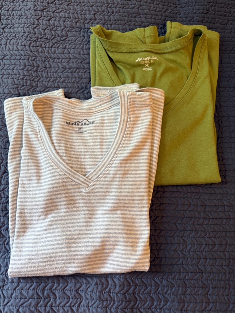 Eddie Bauer set of 2 women’s XL short sleeve tshirts